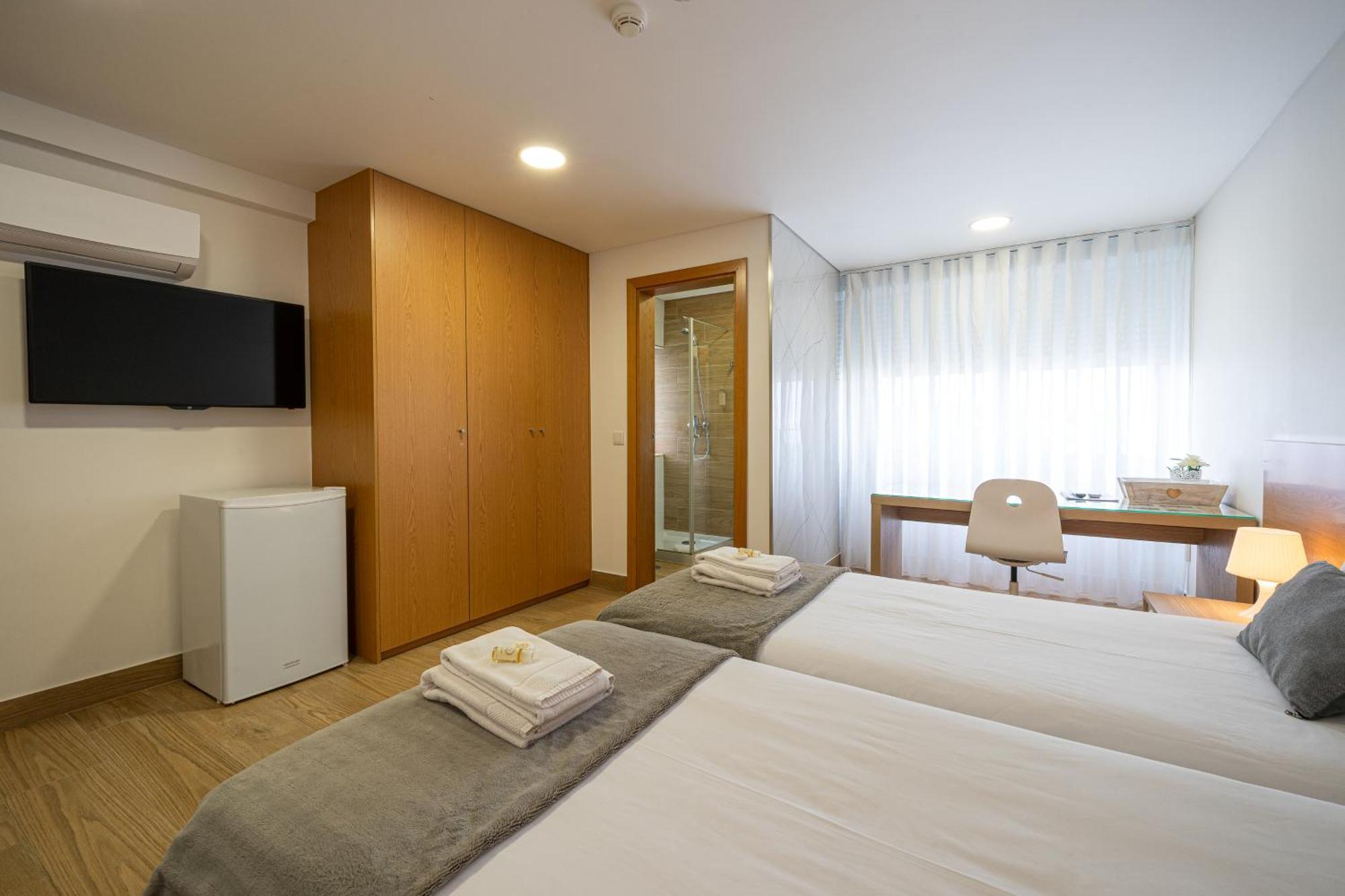Central Suites 3 São João da Madeira Exterior foto